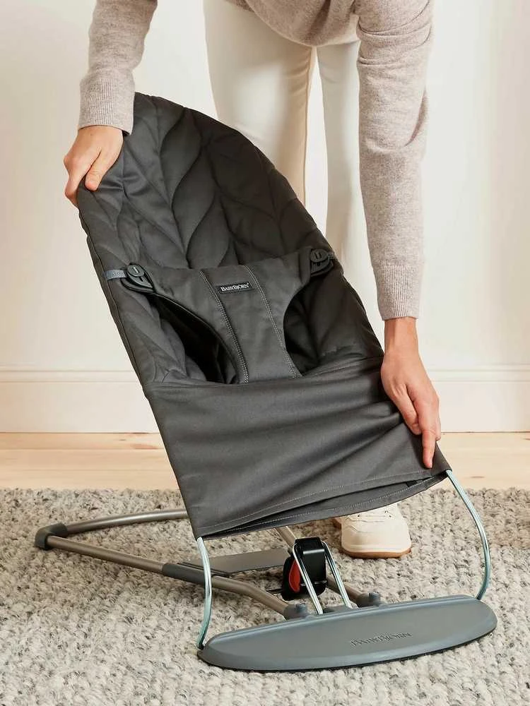 BabyBjorn Bliss - vaikiškas gultas | Žiedlapis Quilit / antracitas