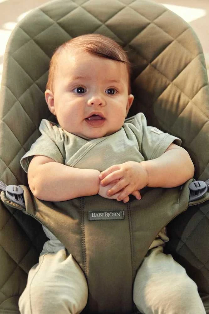 BabyBjörn gultukasBliss austinė/klasikinė antklodė Dark žalyas 006046 (Nemokamas pristatymas)