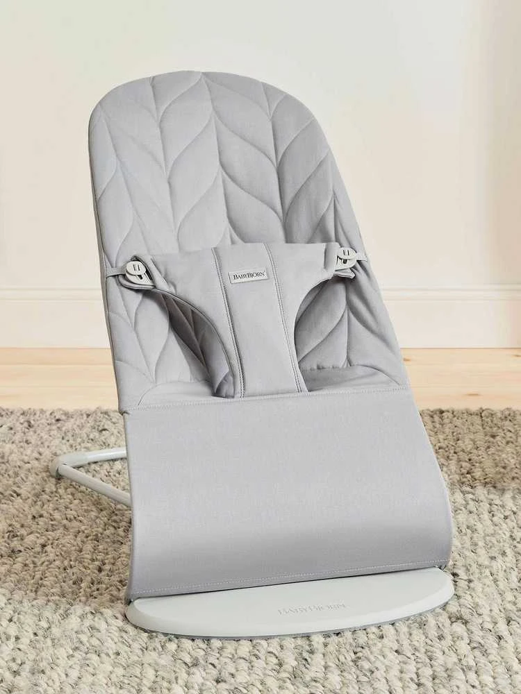 BabyBjorn Bliss - vaikiškas gultas | Austi žiedlapių antklodės šviesa Pilkas