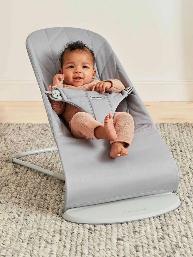BabyBjorn Bliss - vaikiškas gultas | Austi žiedlapių antklodės šviesa Pilkas