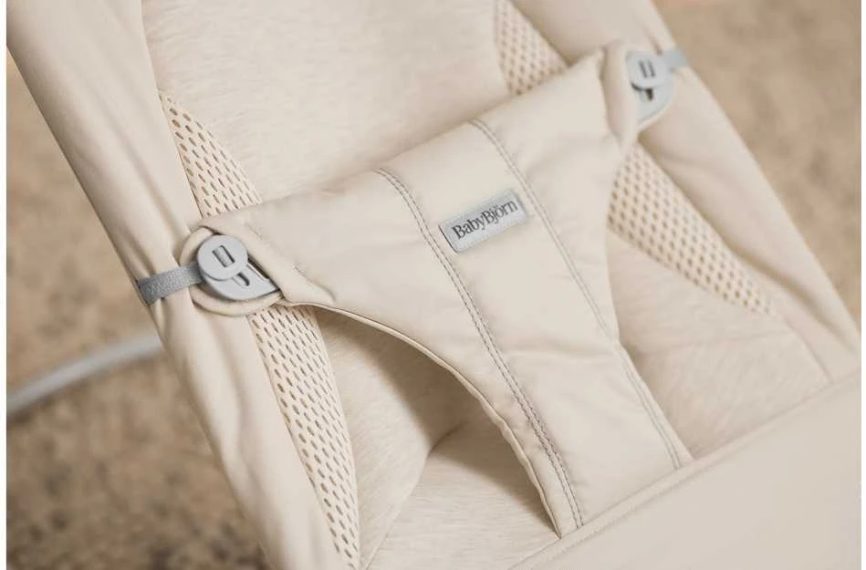 BabyBjörn Bouncer Balance Soft Woven sėdynė, šviesiai smėlio spalvos trikotažas