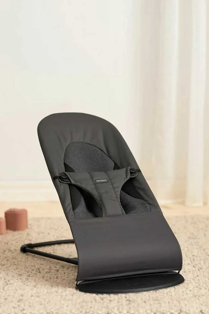 BabyBjörn Bouncer Balance Soft Woven - sėdynė, džersis tamsiai pilkas