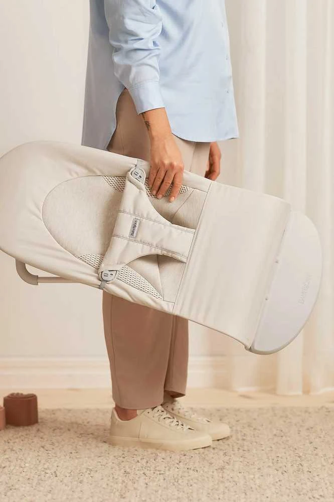 BabyBjörn Bouncer Balance Soft Woven sėdynė, šviesiai smėlio spalvos trikotažas