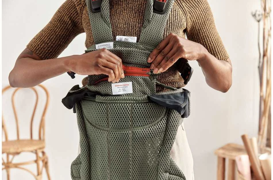 BABYBJORN nešioklė HARMONY 3D Mesh, Dark žalias, 088047