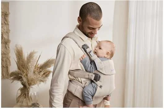 BabyBjorn Harmony - ergonomiška nešynė naujagimiams ir kūdikiams | Austi šviesiai smėlio spalvos