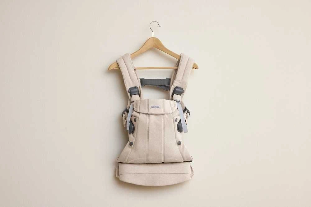 BabyBjorn Harmony - ergonomiška nešynė naujagimiams ir kūdikiams | Austi šviesiai smėlio spalvos