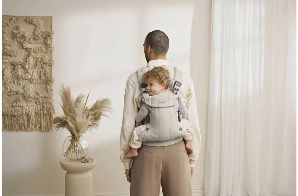 BabyBjorn Harmony - ergonomiška nešynė naujagimiams ir kūdikiams | Austi šviesiai smėlio spalvos