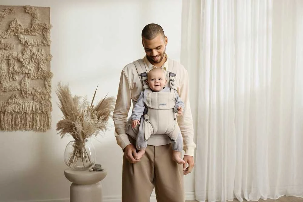 BabyBjorn Harmony - ergonomiška nešynė naujagimiams ir kūdikiams | Austi šviesiai smėlio spalvos
