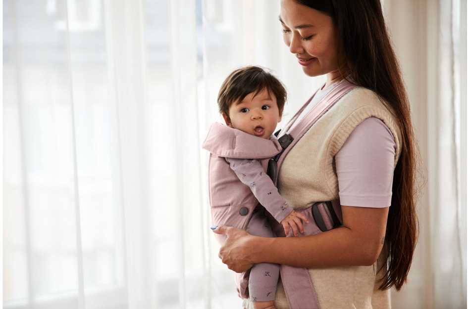 BabyBjorn Baby Carrier Mini Woven – maža nešynė naujagimiui | Rožinė