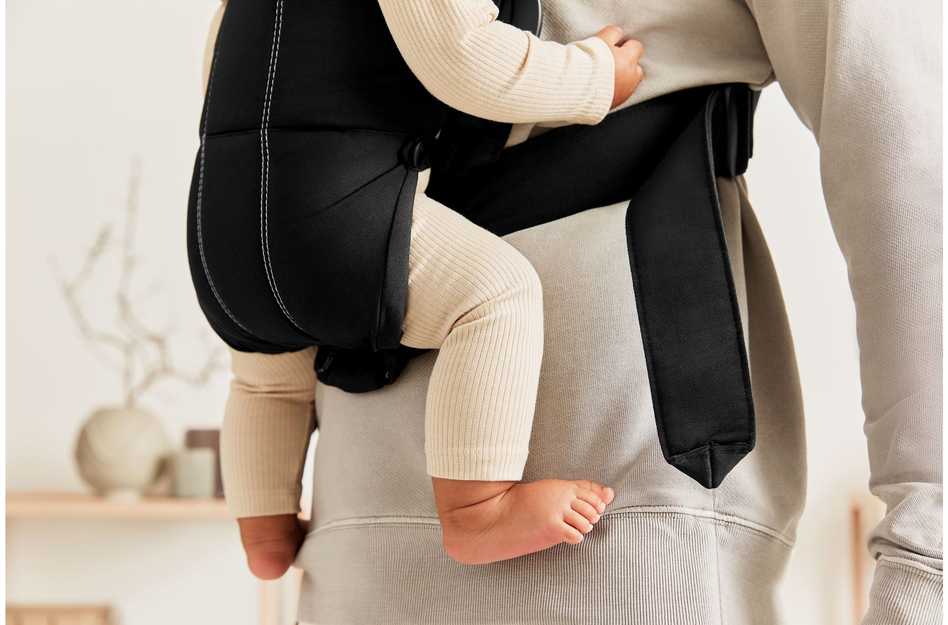 BabyBjörn Mini austa kūdikio nešioklė naujagimiams 3,2–11 kg, modelis 21156