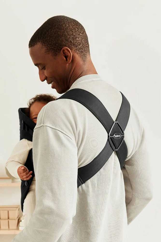 BabyBjörn Mini austa kūdikio nešioklė naujagimiams 3,2–11 kg, modelis 21156