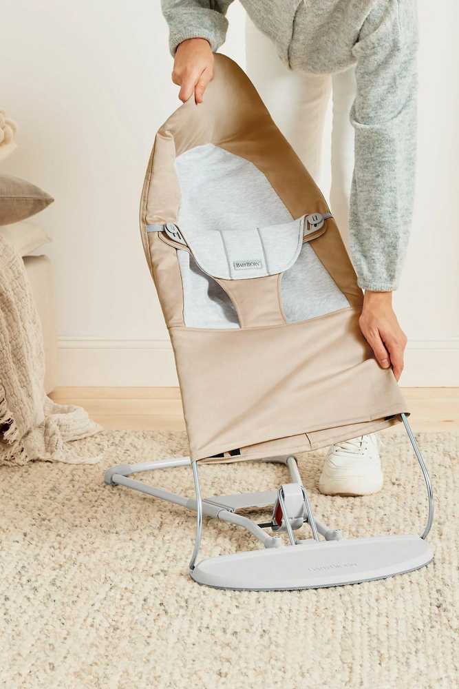 Pakaitinis audinys gultukui BabyBjörn Woven Jersey, beige/pilkas