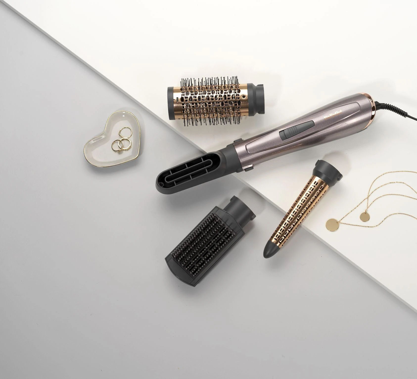 Plaukų džiovintuvas BABYLISS AS136E