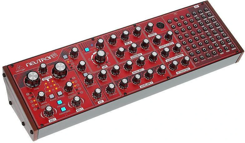 Behringer NEUTRON analoginis sintezatorius, raudonas