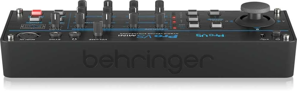 Behringer PRO-VS MINI – hibridinis sintezatorius