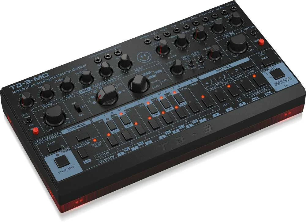Behringer TD-3-MO-BK analoginis bosinės linijos sintezatorius