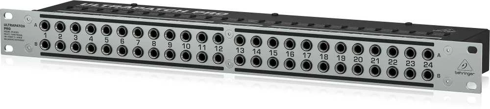 Behringer PX3000 komutacinė panelė