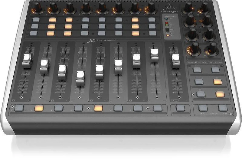 Behringer X-TOUCH kompaktiškas DDA valdiklis