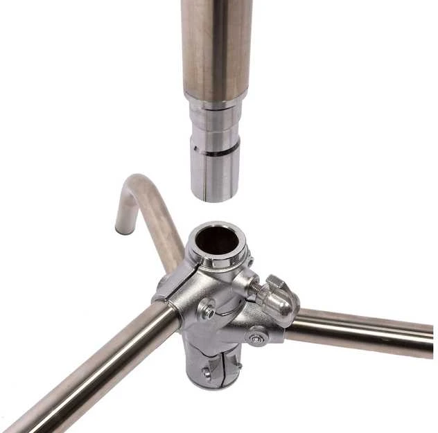 Beiwe LSC330 C-stand -jalusta puomilla