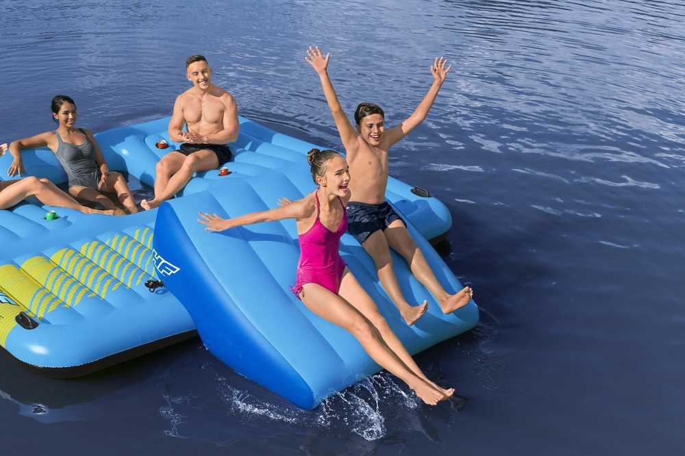 HYDRO-Force Island + Slide 376x311cm BestWay