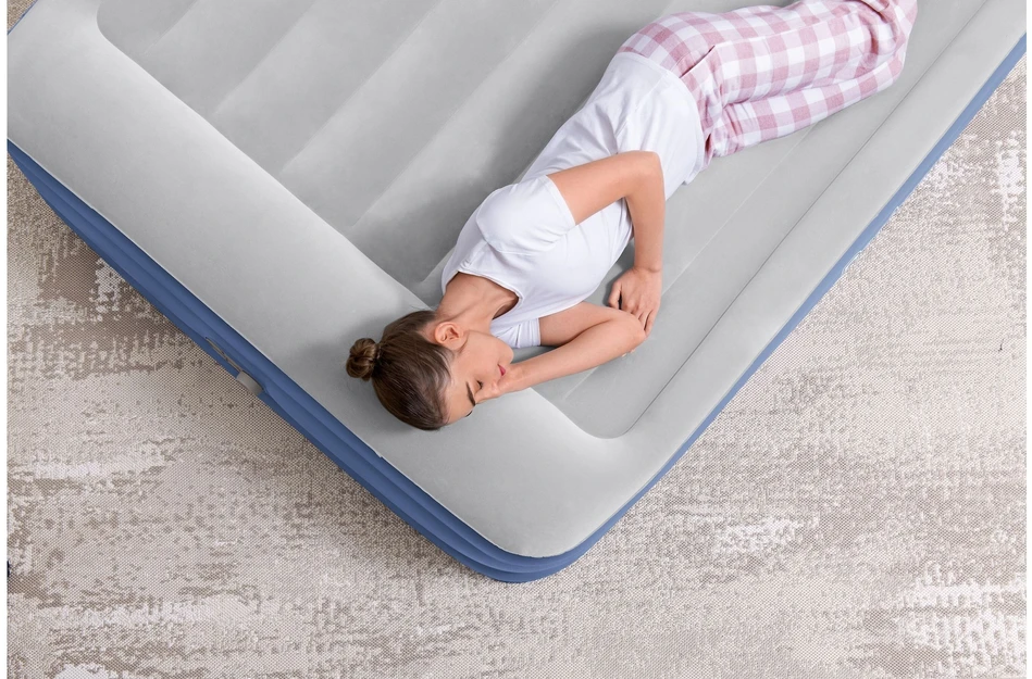 Bestway Tritech Air Mattress Queen ilmatäytteinen varavuode, sisäänrakennettu pumppu, 203 x 152 x 46 cm