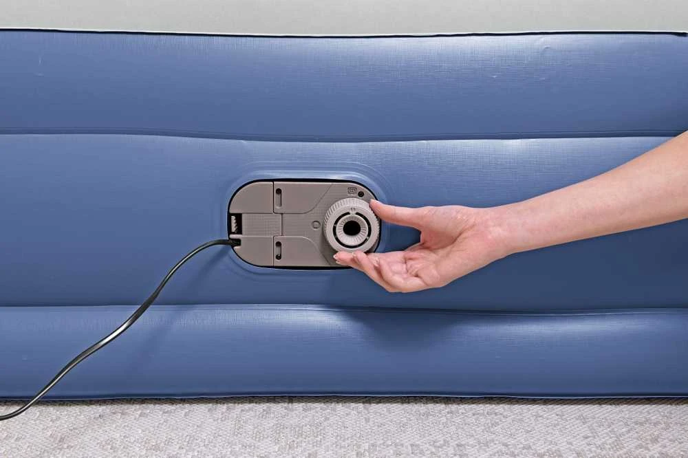 Bestway Tritech Air Mattress Queen ilmatäytteinen varavuode, sisäänrakennettu pumppu, 203 x 152 x 46 cm