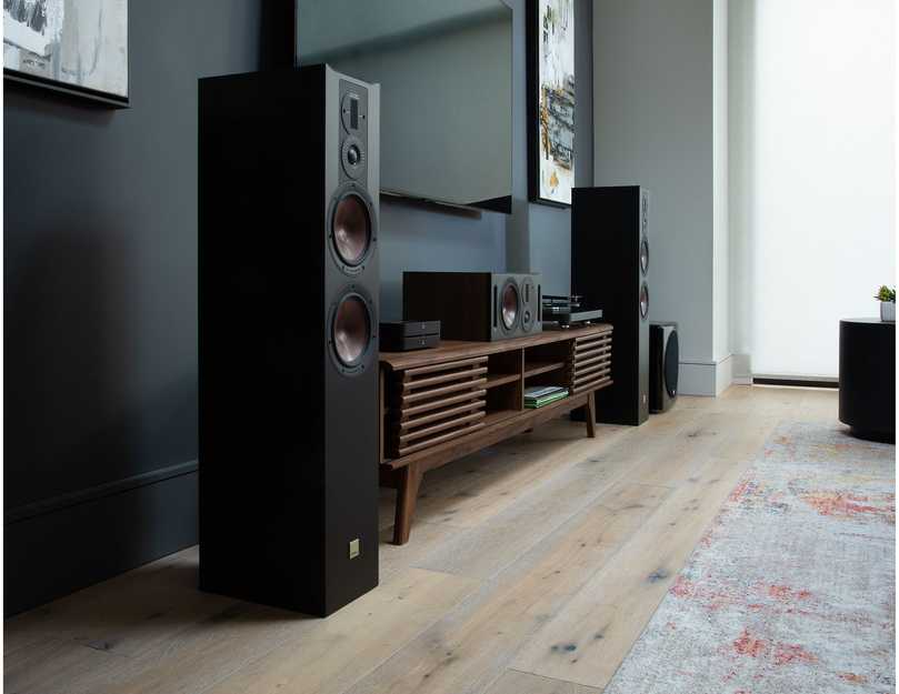 Bluesound Powernode N331 verkkovahvistin, musta