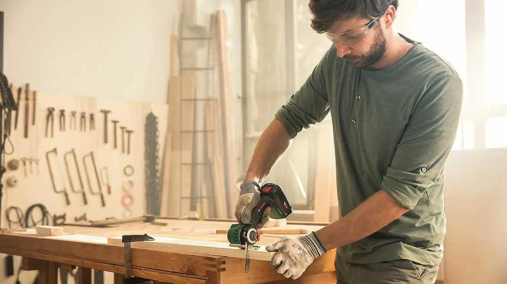 Bosch NanoBlade pjūklas AdvancedCut 18 Be akumuliatoriaus ir kroviklio 06033D5100