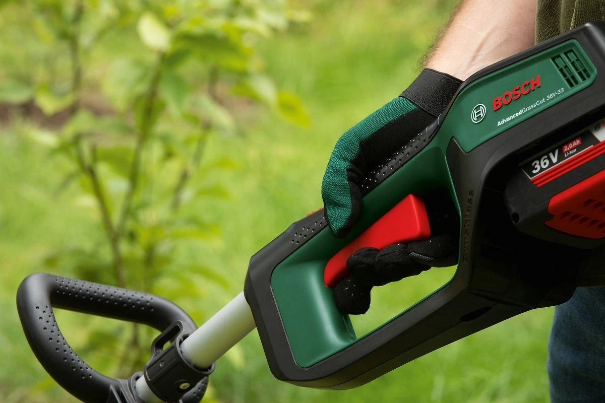 Bosch AdvancedGrassCut 36V-33 Akumuliatorinis Trimeris (1x2ah)