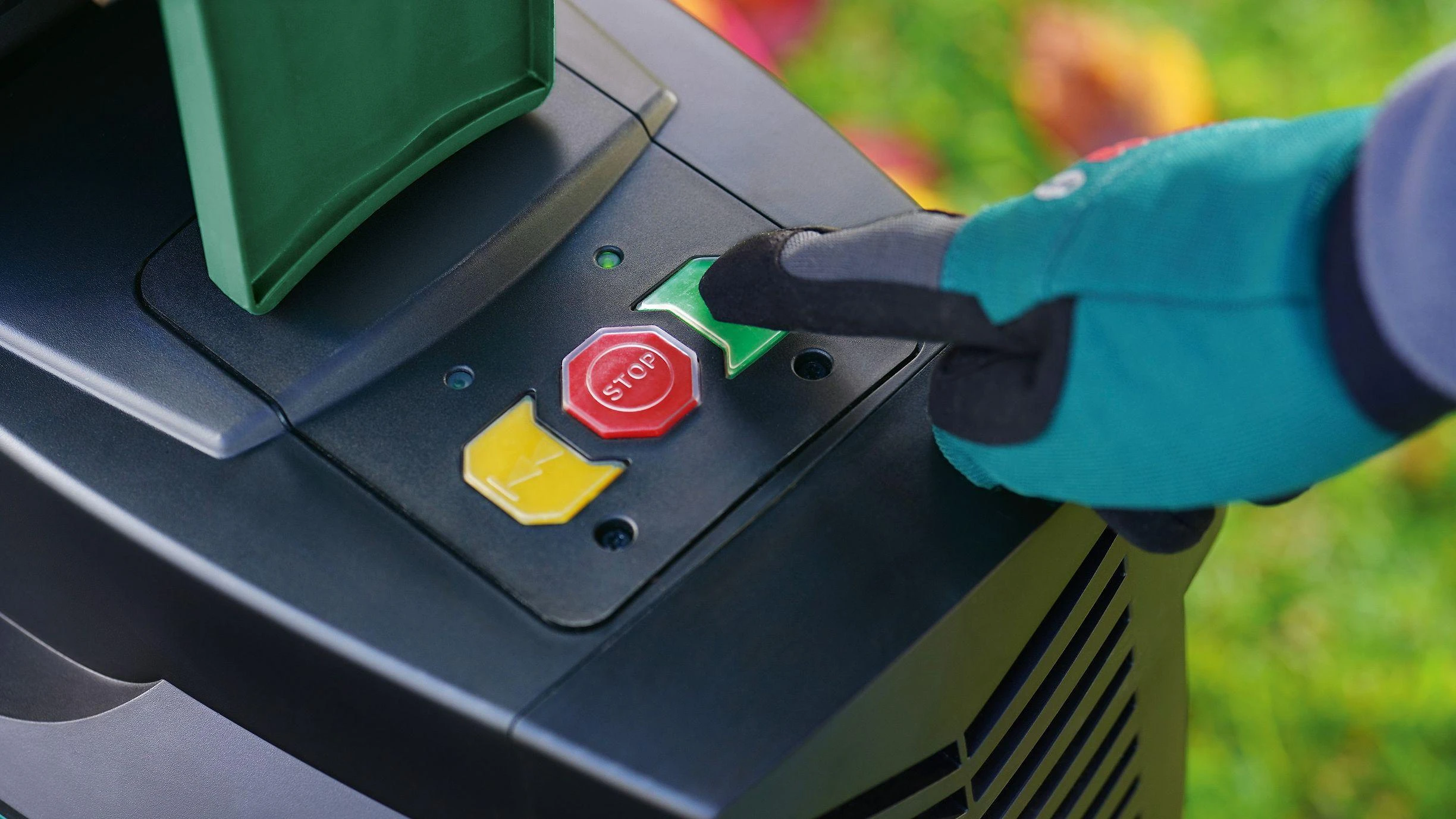 Šakų smulkintuvas Bosch AXT 25 TC (Ekspozicinė prekė)