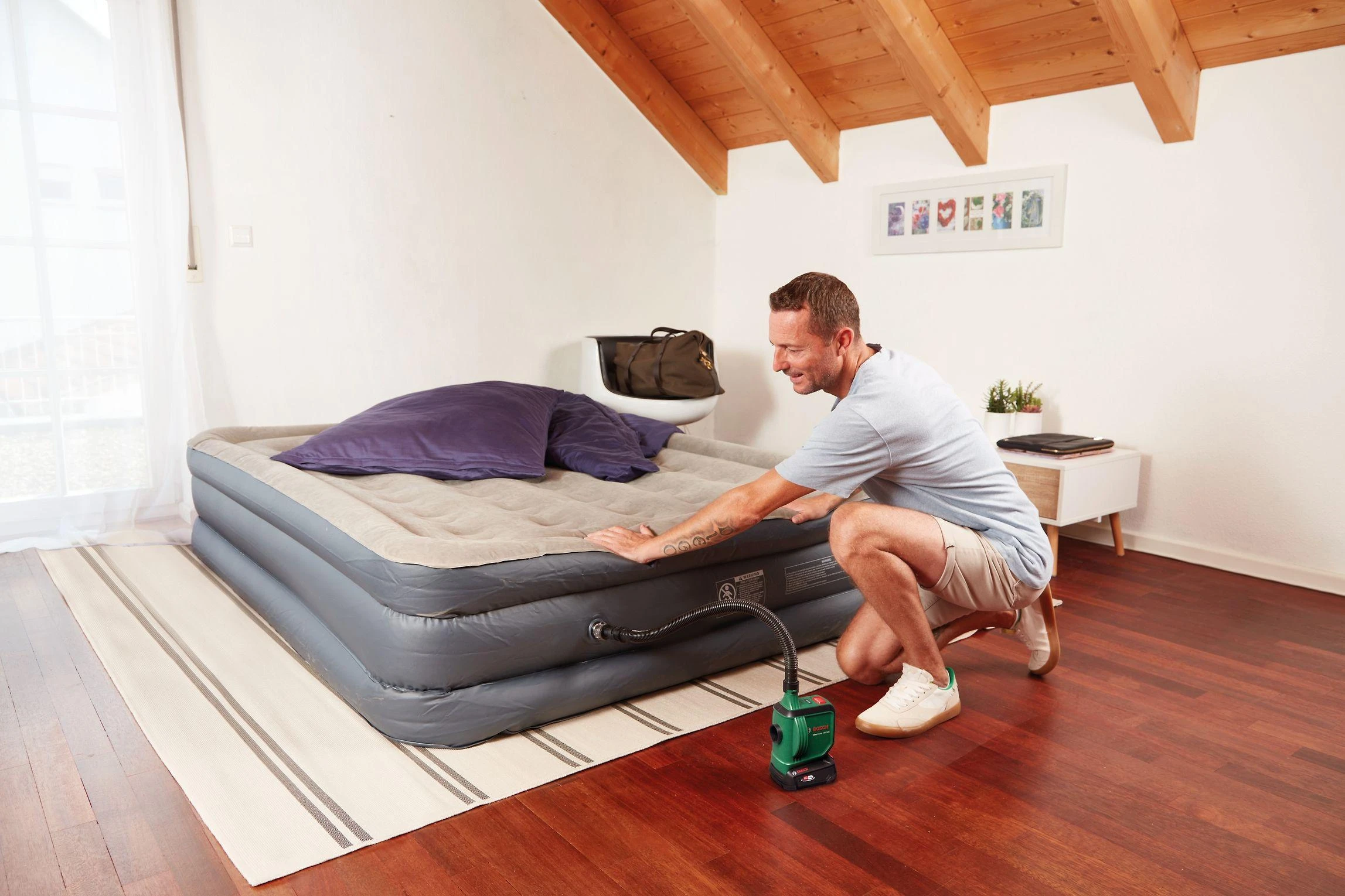 Tik Bosch EasyInflate 18V-500 Akumulatorinis auksinis siurblys