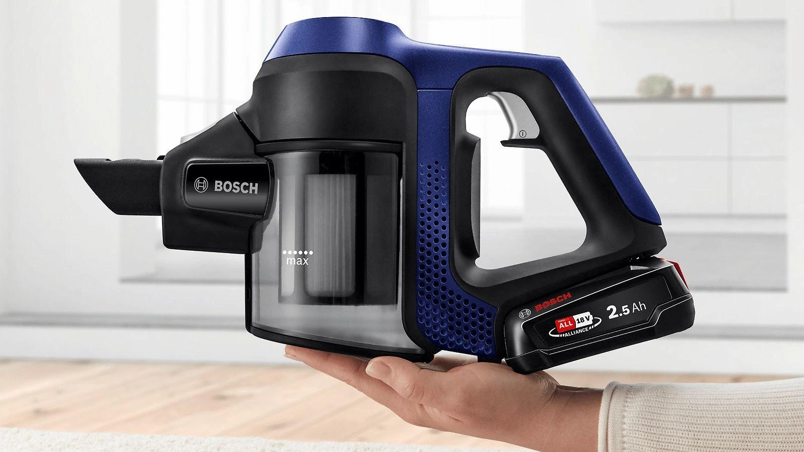 Įkraunamasis dulkių siurblys Bosch Unlimited 6 BBS611MAT, mėlynas