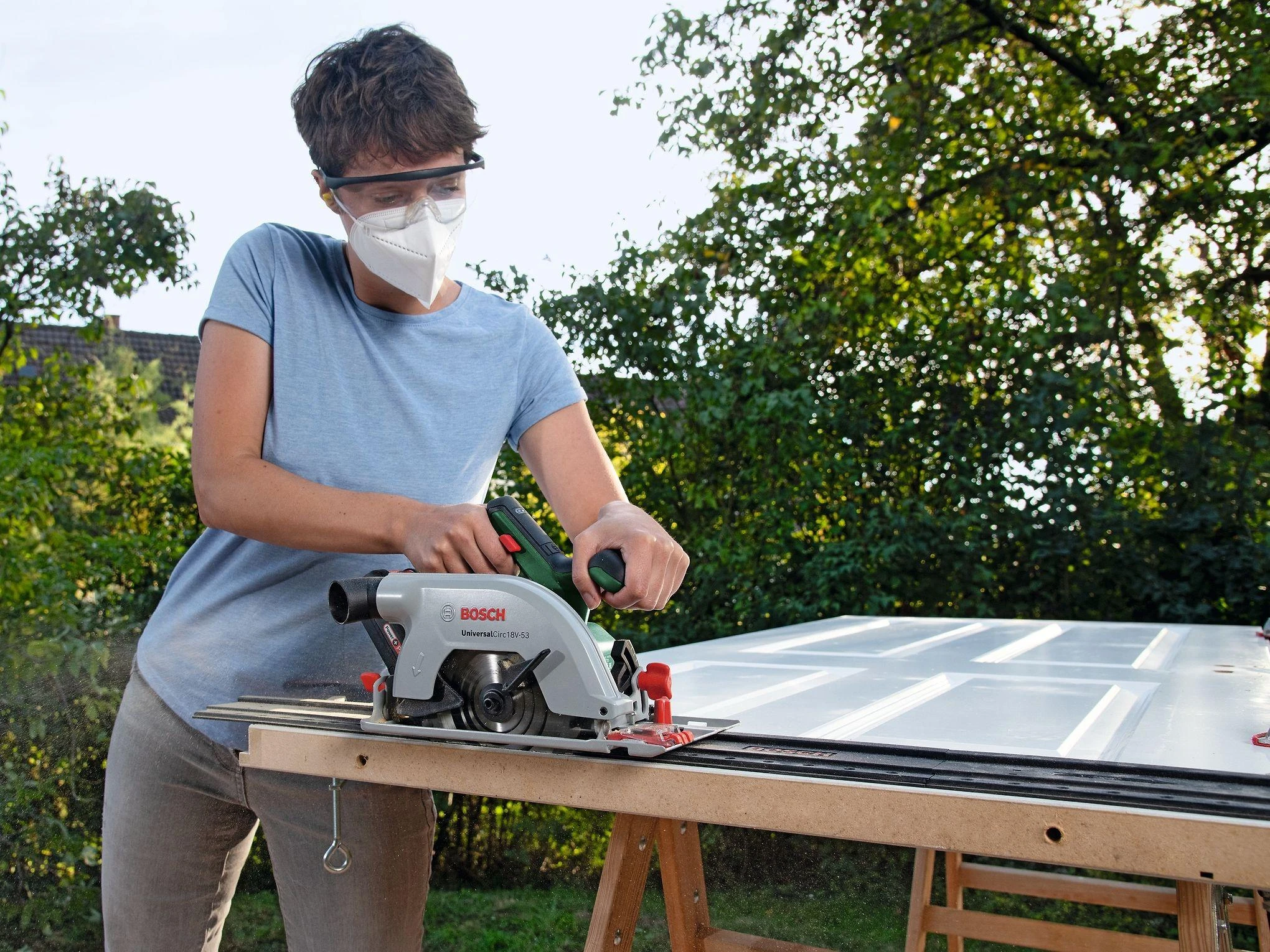 Bosch UniversalCirc18V-53solo Akum.diskinis pjūklas