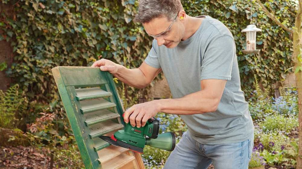 Bosch UniversalSander18V-10sol Akum.multi šlifavimo maš.
