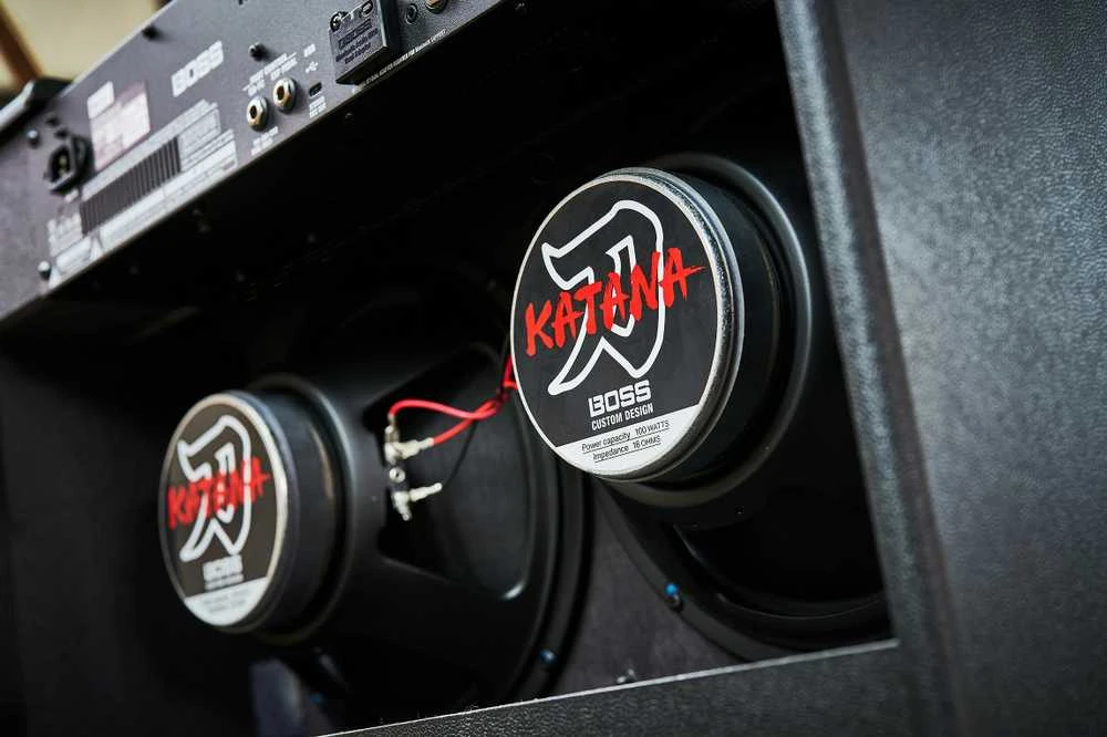 Boss Katana-100/212 MkIII -kitaracombo, 2x12, 100 W