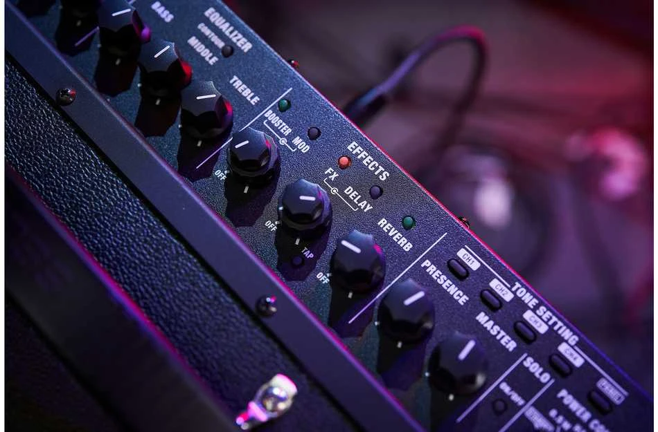 Boss Katana Head MkIII -kitaranuppi, 100W
