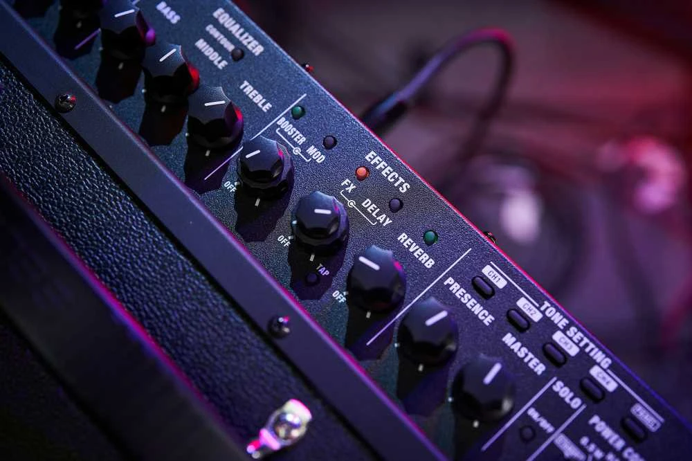 Boss Katana Head MkIII -kitaranuppi, 100W