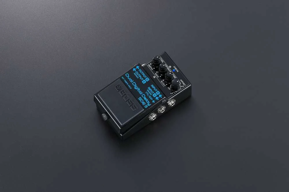 Boss SDE-3 dvigubas skaitmeninis delsos pedalas