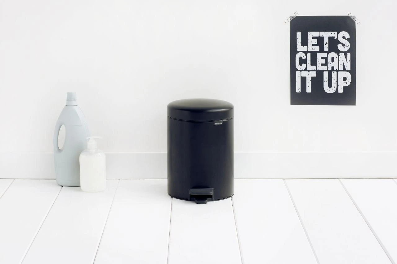 Šiukšliadėžė Brabantia 5 L, 11 29 28 juoda matinė
