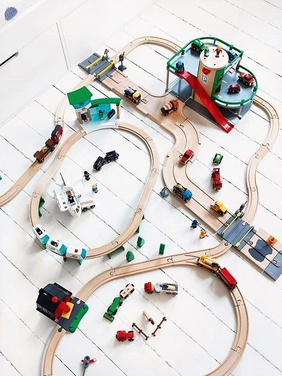 BRIO RAILWAY | Parking garage, 33204
