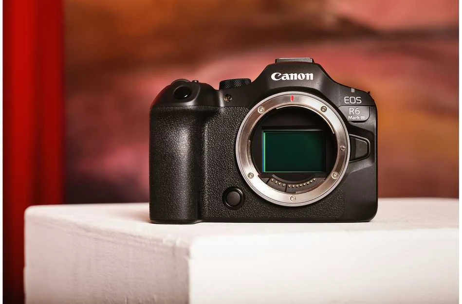 „Canon EOS R6 Mark III“ korpusas