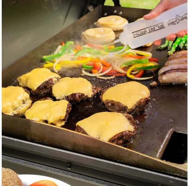 Char-Griller Flat Iron parilagrilli kolmella polttimella
