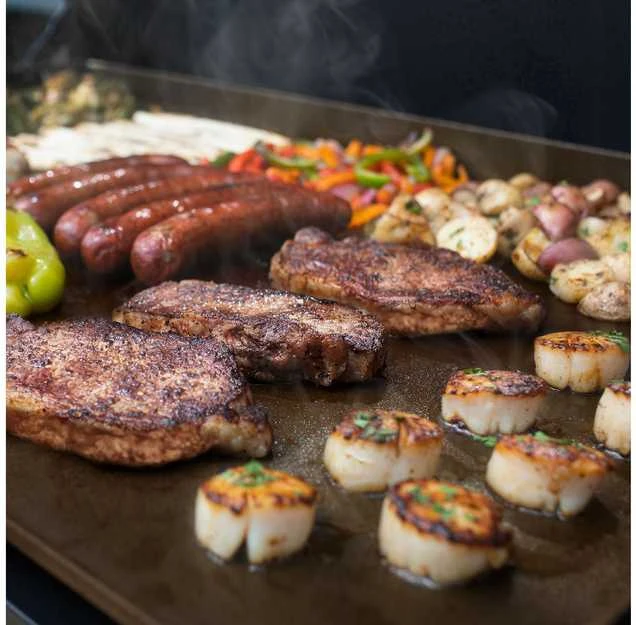 „Char-Griller“ plokščiasis geležinis aukščiausios kokybės grilis, 4 degikliai