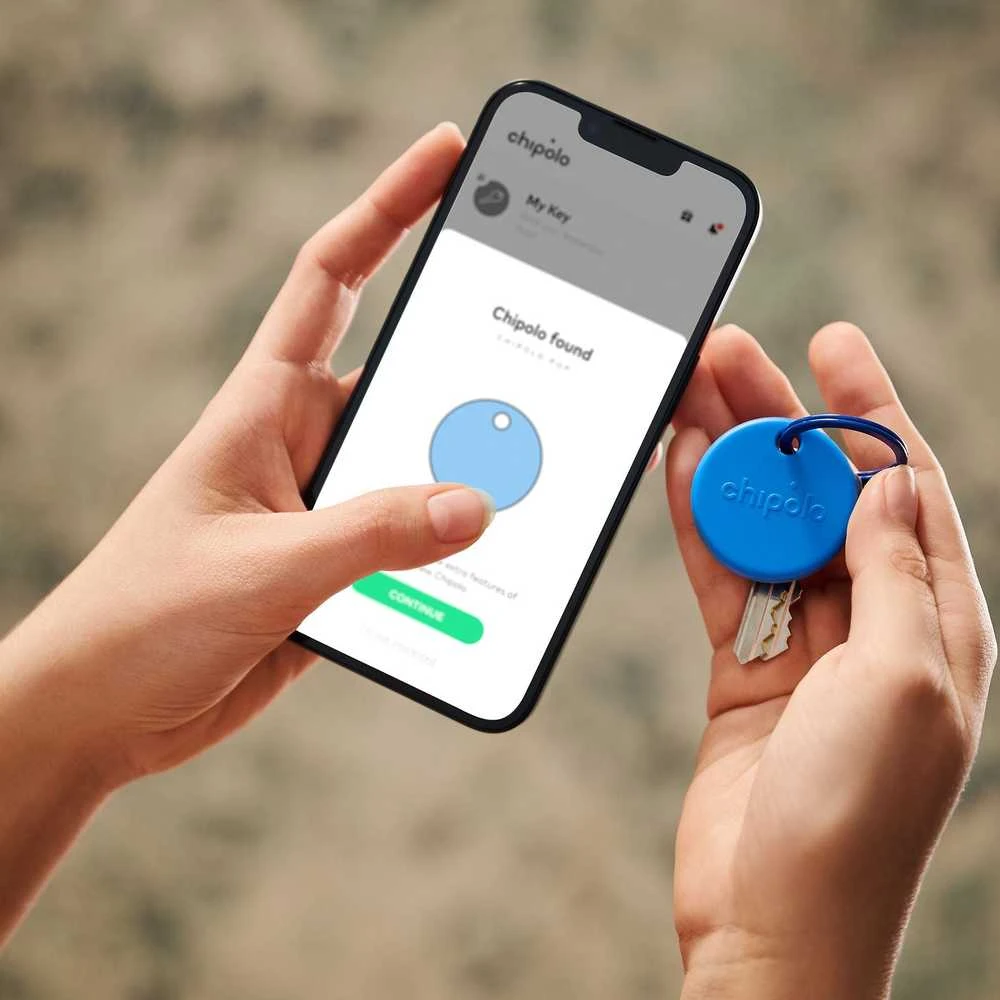 Chipolo POP – Bluetooth Tracker with Replaceable Baterija for iOS & Android, 4pack -Juodas, Baltas, Raudona, Mėlyna