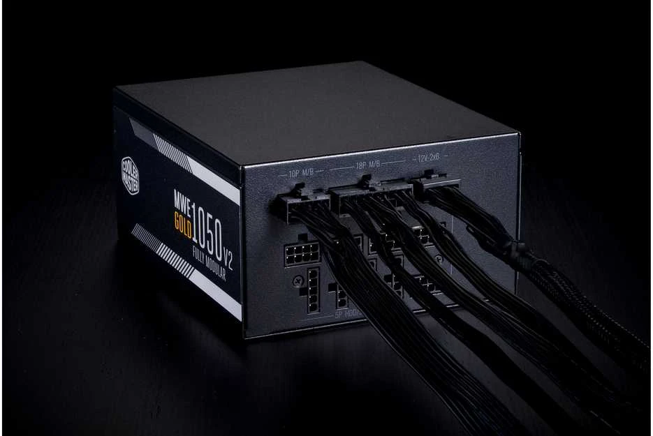 „Cooler Master MWE Gold 1050 V2 ATX 3.1“ atminties blokai, 1050 W, 24 kontaktų, ATX, Jude