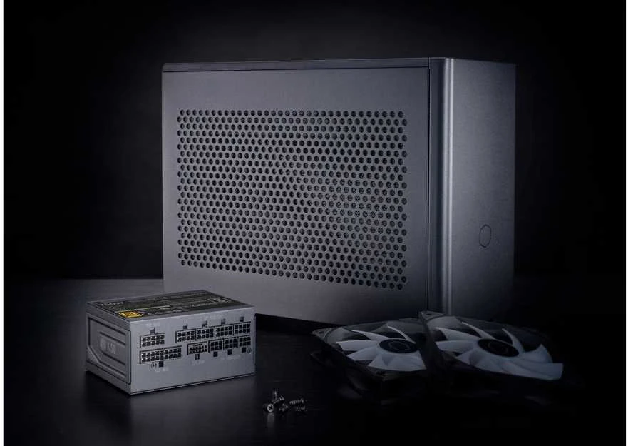 Cooler Master V SFX Gold 750 ATX 3.1, 750 W, 100–240 V, 50/60 Hz, 10–5 A, aktyvus, 120 W
