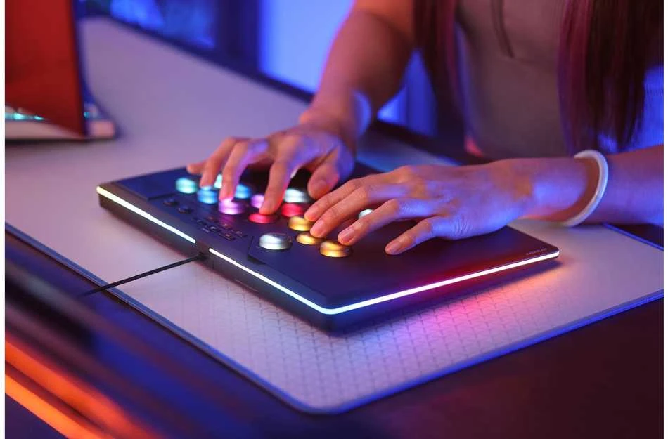 CORSAIR Novablade Pro Wireless Hall Effect Leverless valdiklis | PS4/PS5/PC