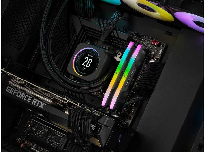 RAM „Corsair Vengeance RGB CMH64GX5M2D6000C40“ atminties modulis 64 GB, 2 x 32 GB, DDR5, 6000 MT/s, 288 kontaktų, DIMM