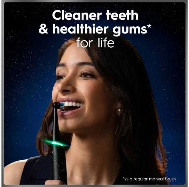 „Oral B“ – „iO 10“ elektrinis dantų šepetėlis – kosminės juodos spalvos – 1 šepetėlio galvutė, kelioninis įkrovimo dėklas