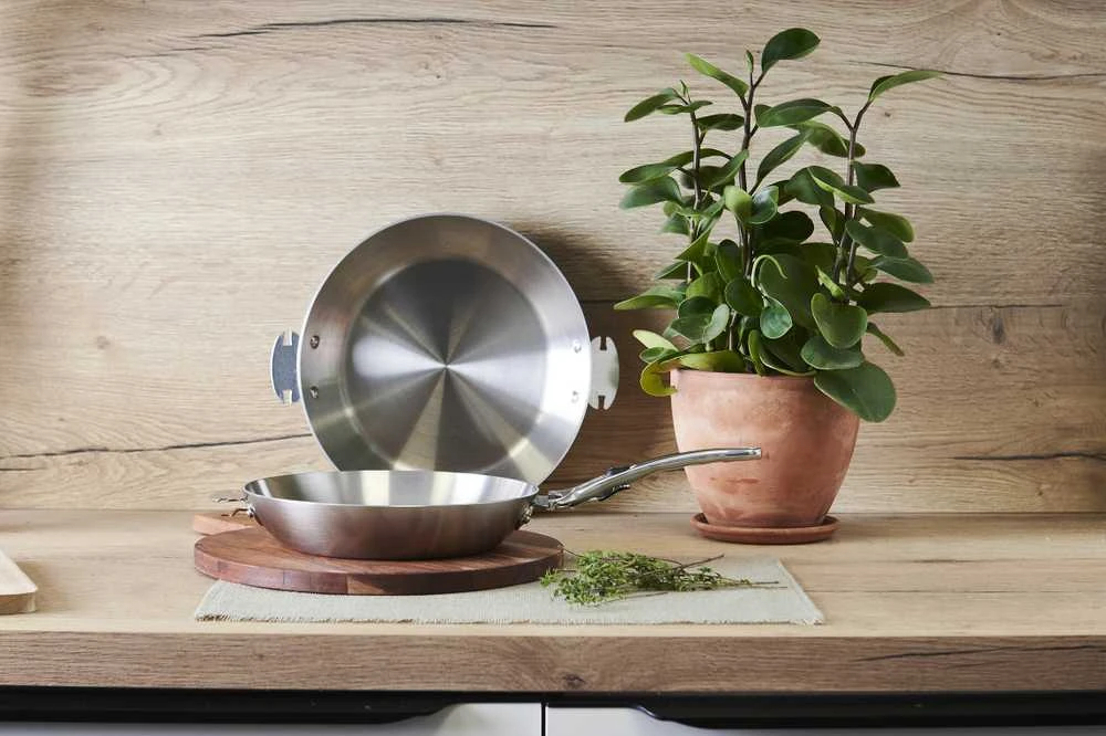 Nerūdijančio plieno keptuvė De Buyer Mineral B Loqy, 24 cm, be rankenų